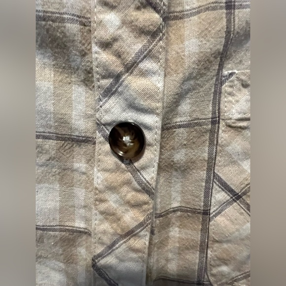 White Fox Flannel - Picture 3 of 4